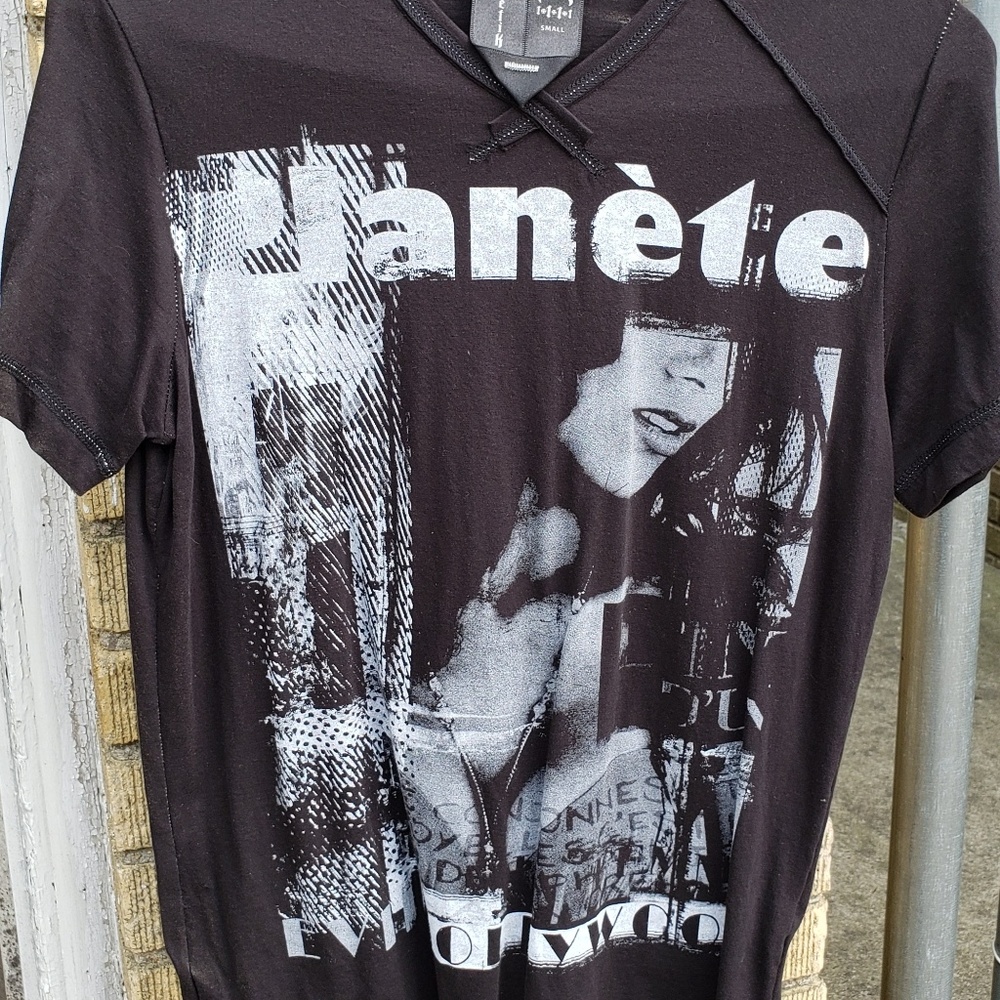 Janete black top